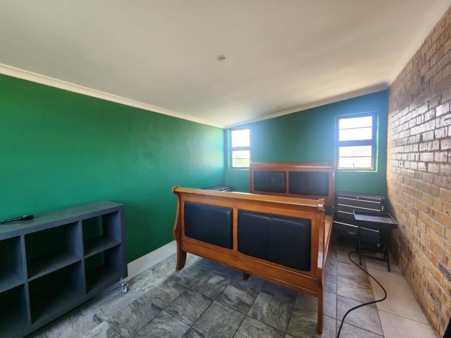 To Let 2 Bedroom Property for Rent in Brooklyn Western Cape